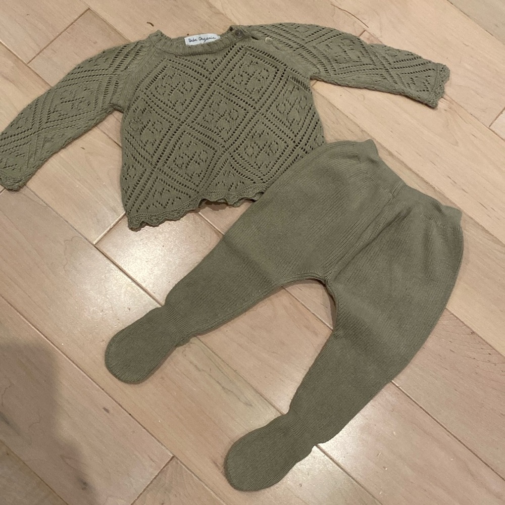 Bebe organics harmony organic cotton knit footed pants top set